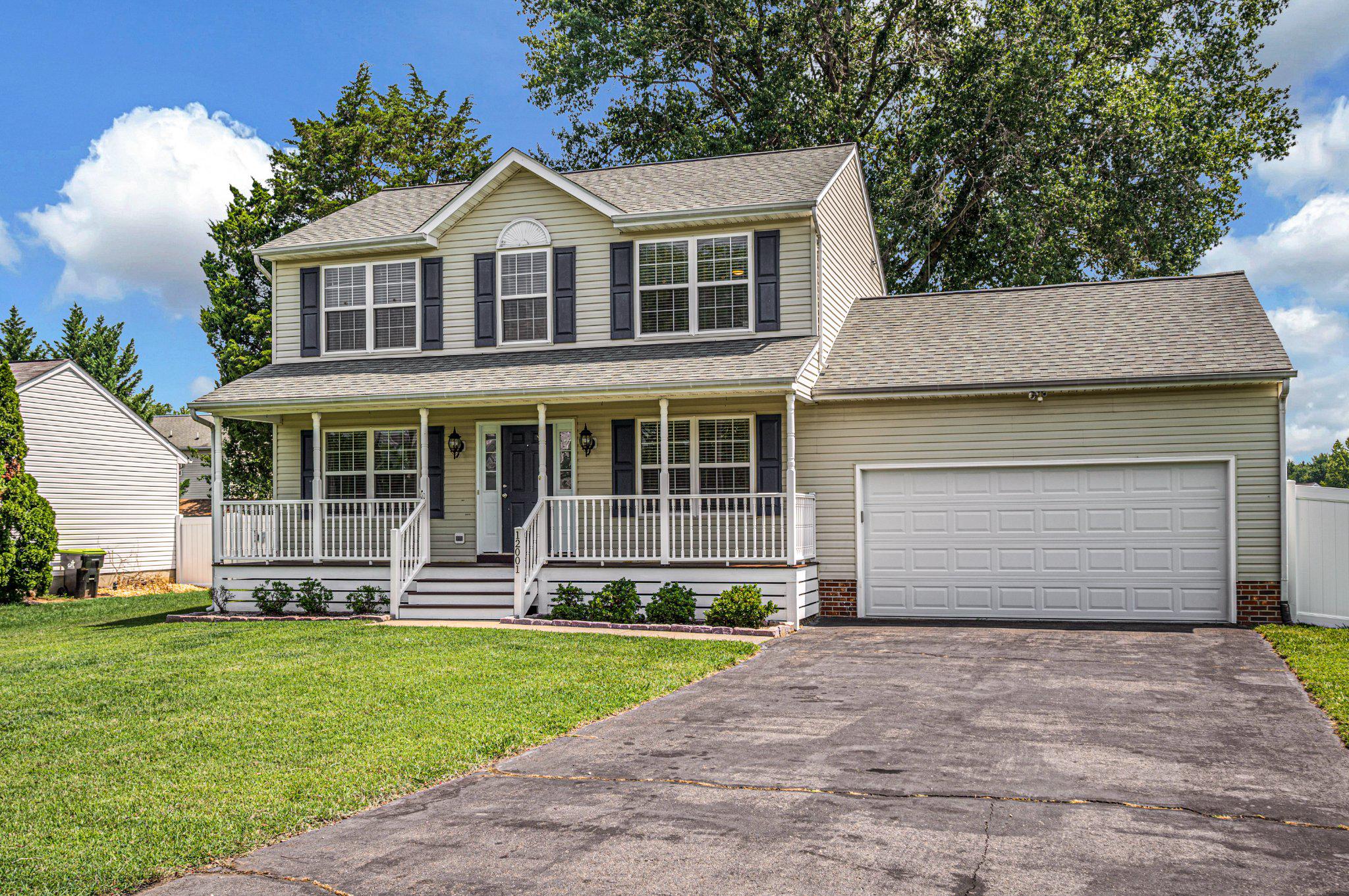 12001 SETTER DR Property Photo 1