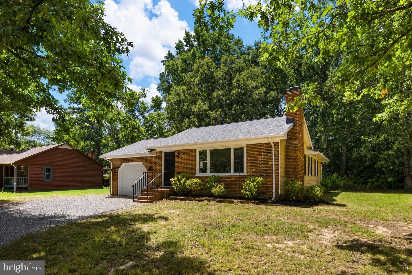 204 Pleasants Dr Property Photo 1