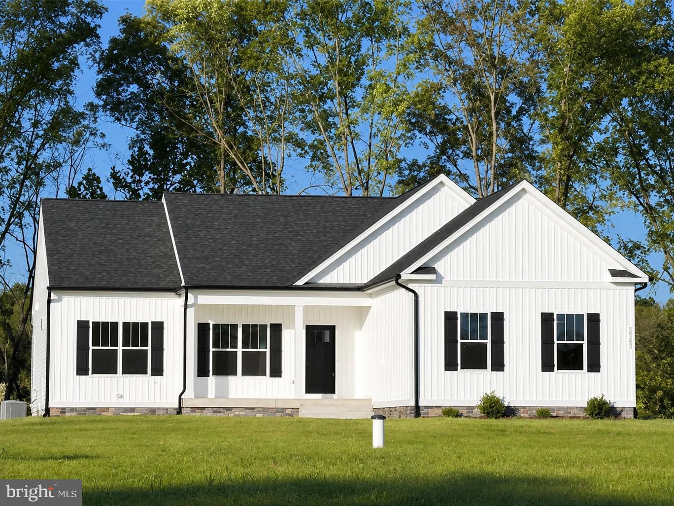11585 Forest Walk Dr Property Photo 1
