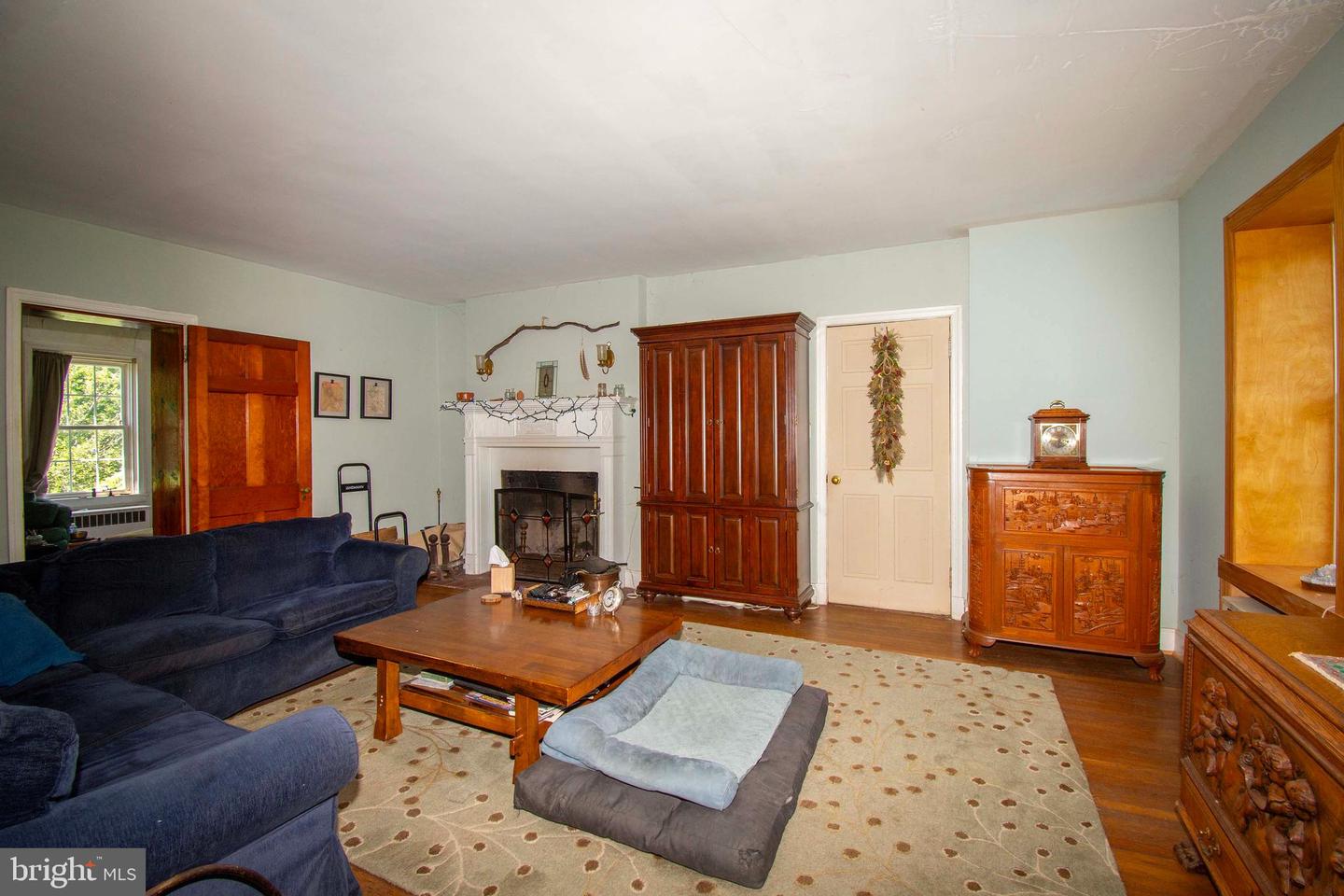 10201 Wallers Rd Property Photo 8