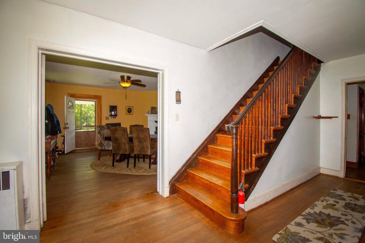 10201 Wallers Rd Property Photo 11
