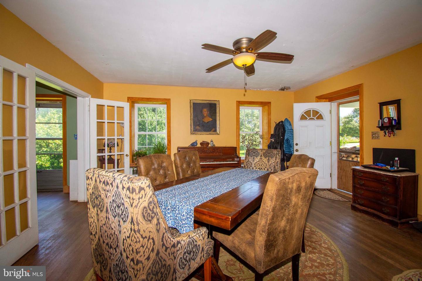 10201 Wallers Rd Property Photo 13