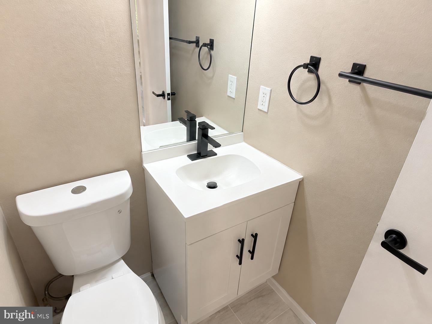 5505 Tallow St Property Photo 9