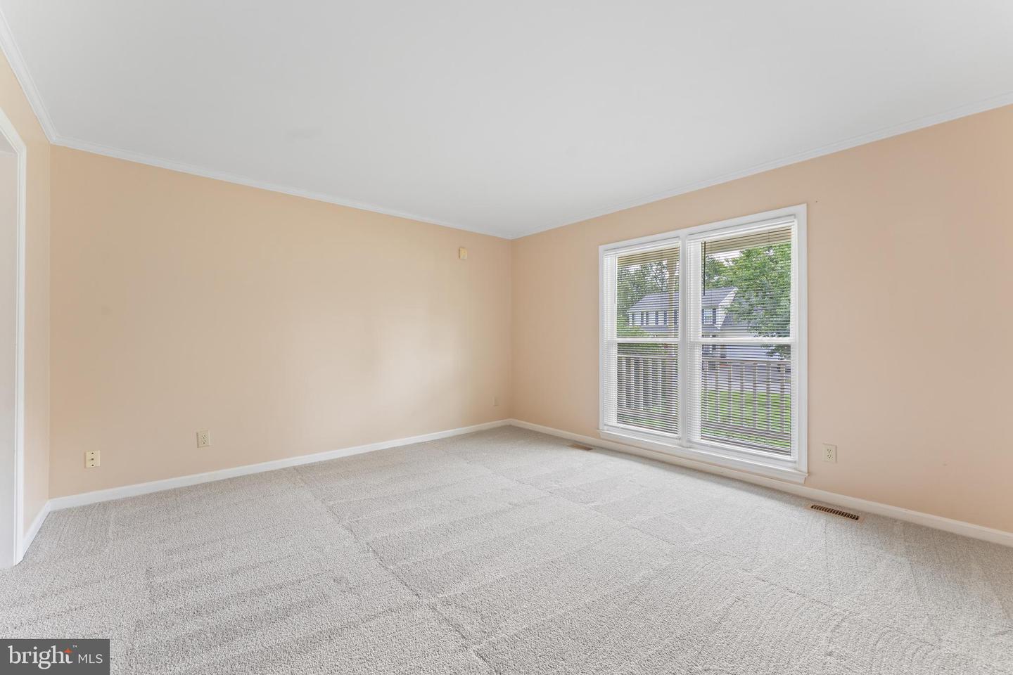 5812 Glen Eagles Dr Property Photo 9