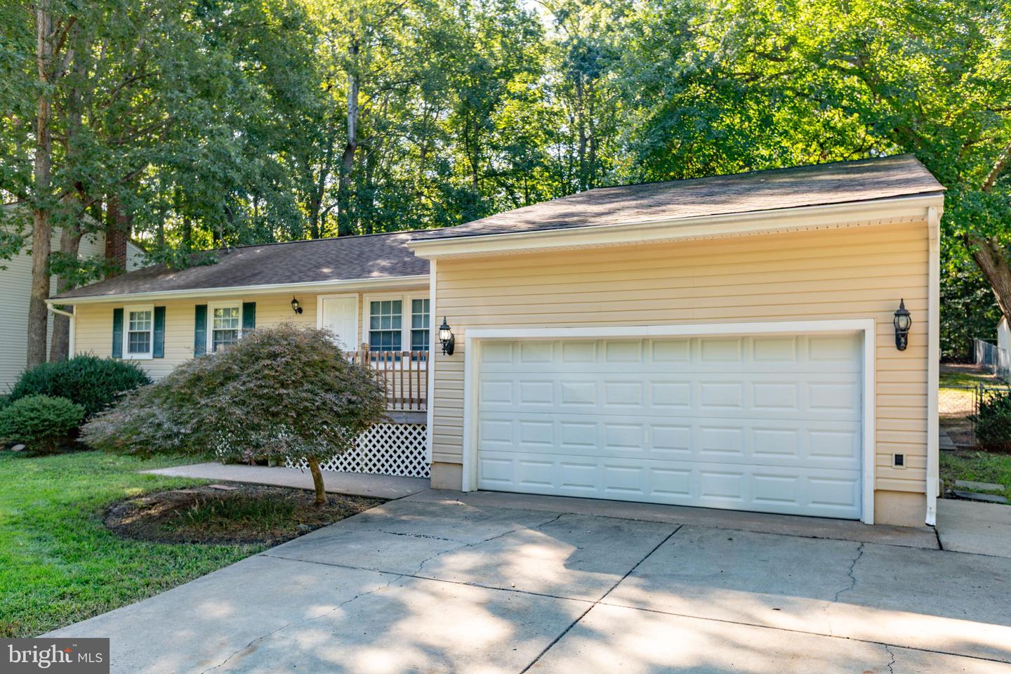 206 Hampton Dr Property Photo 4