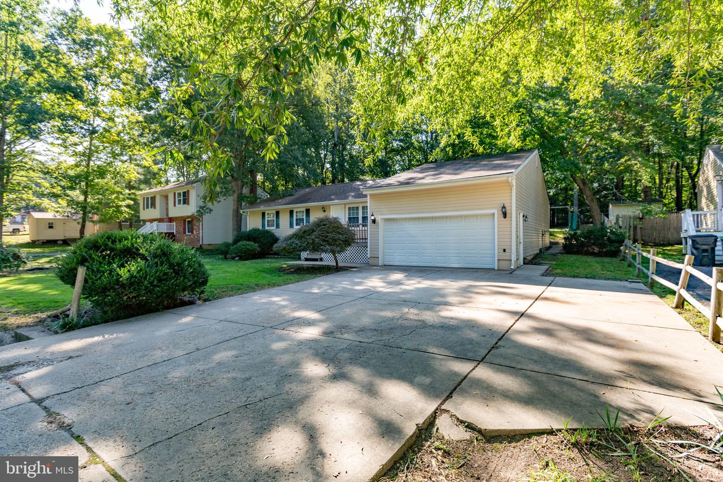 206 Hampton Dr Property Photo 5
