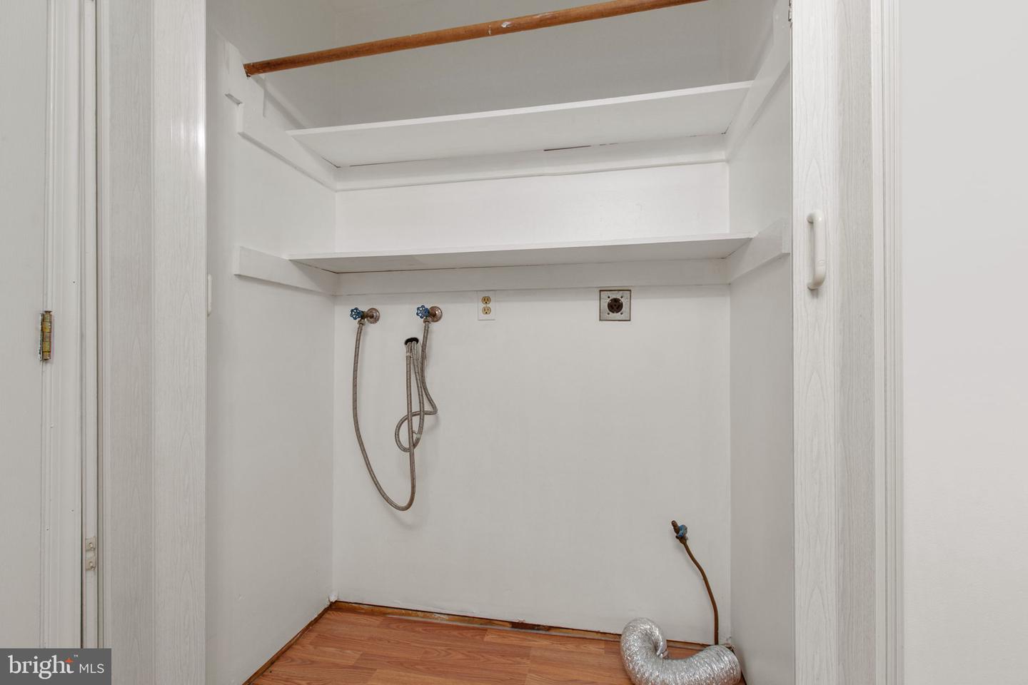 206 Hampton Dr Property Photo 27