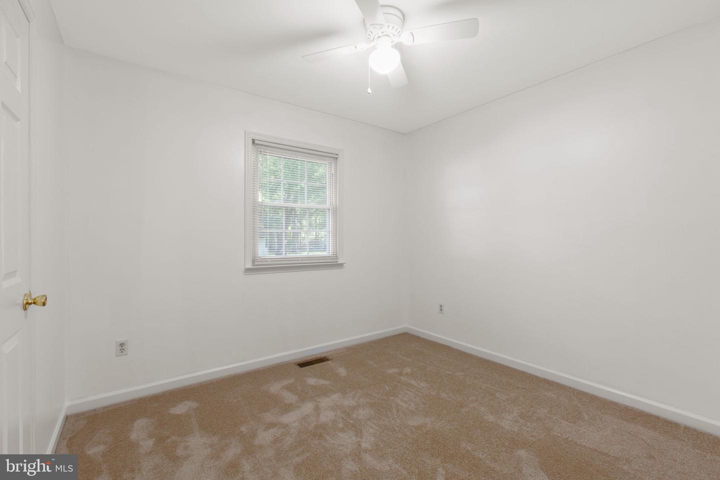 206 Hampton Dr Property Photo 30