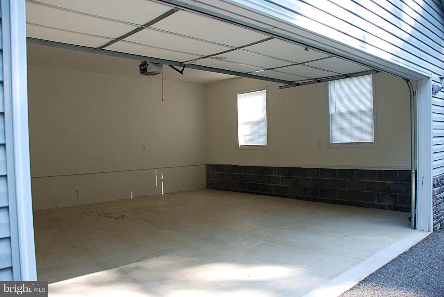 4508 Lewiston Rd Property Photo 31