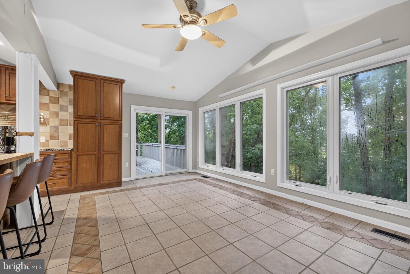 4413 Murven Park Ln Property Photo 9