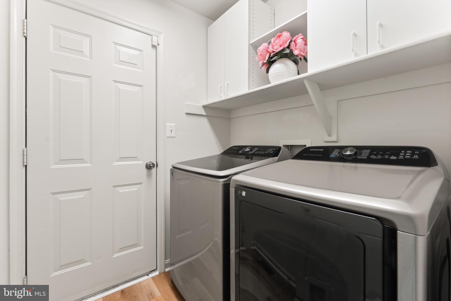 10105 Cotter Ct Property Photo 31