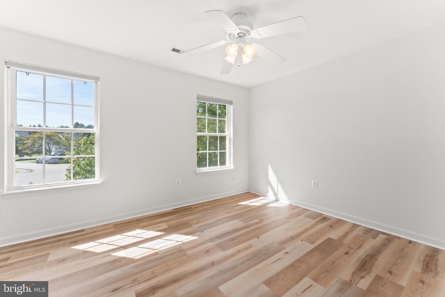 10105 Cotter Ct Property Photo 46