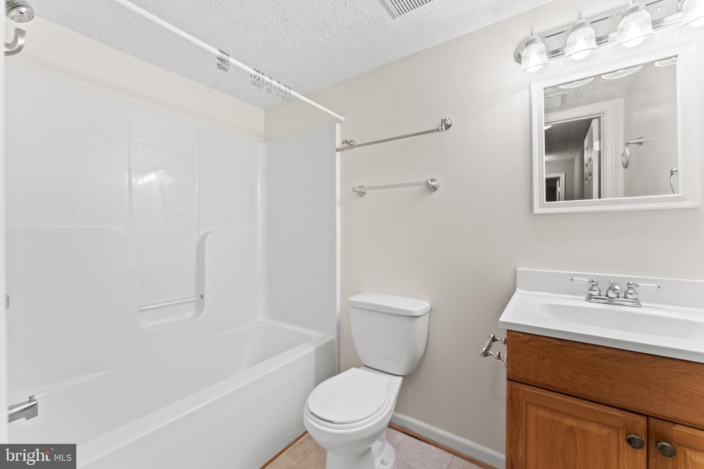 10105 Cotter Ct Property Photo 53