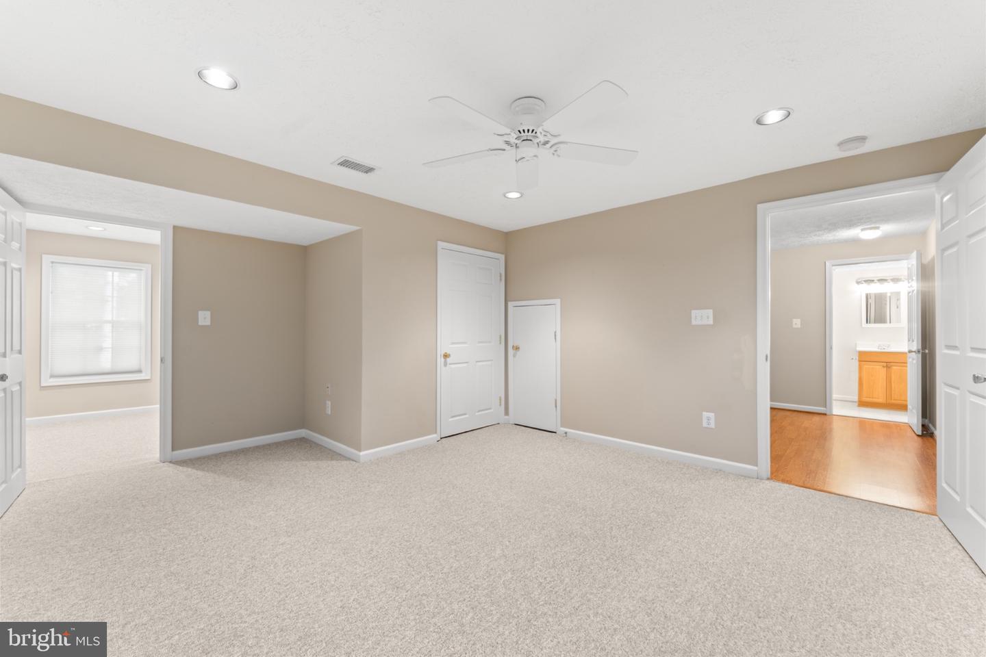 10105 Cotter Ct Property Photo 58