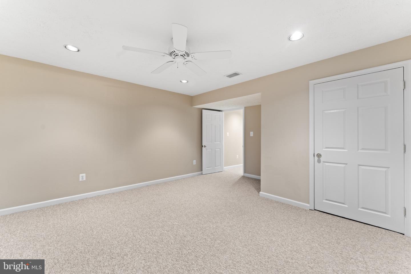 10105 Cotter Ct Property Photo 59