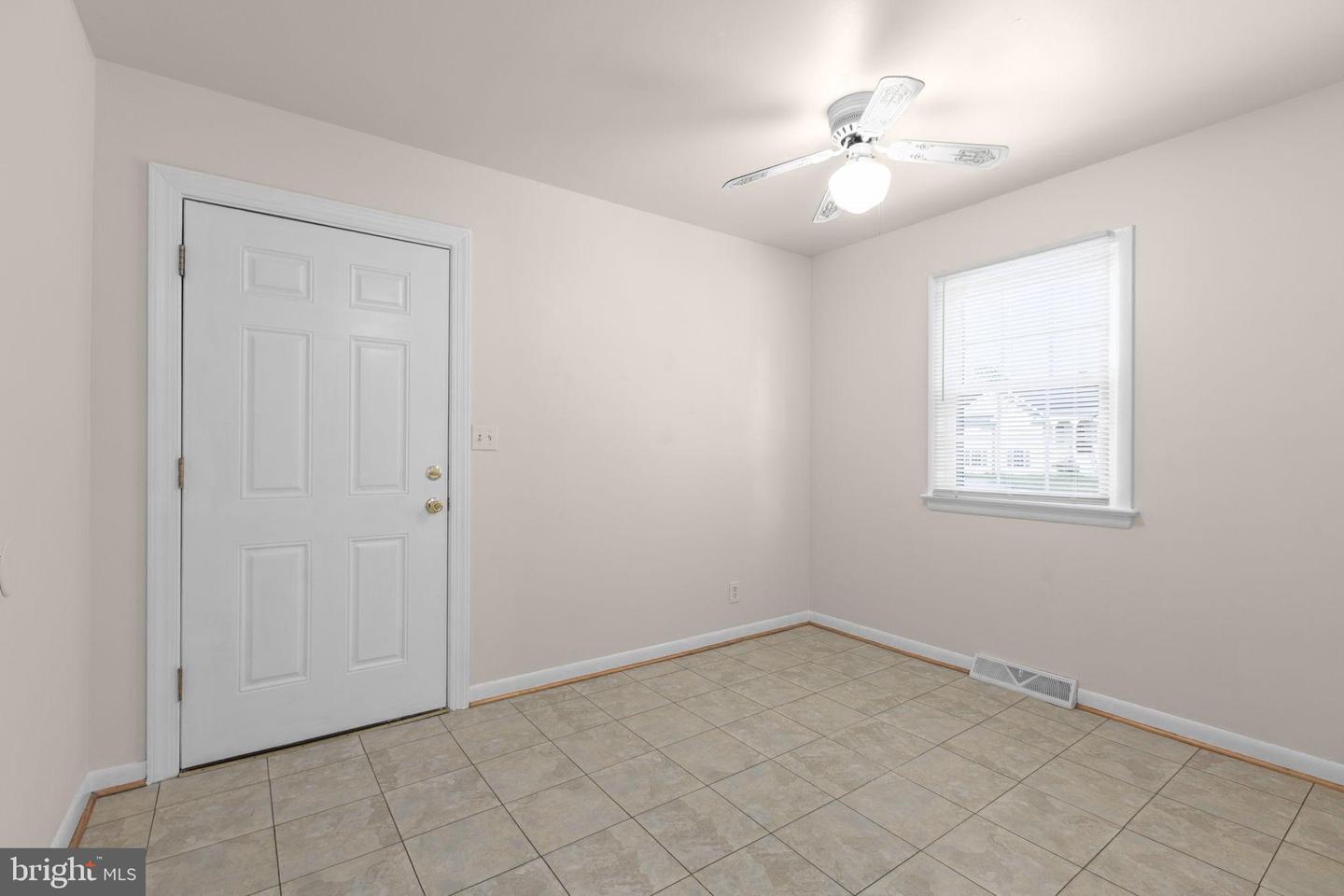 6519 Old Plank Rd Property Photo 14