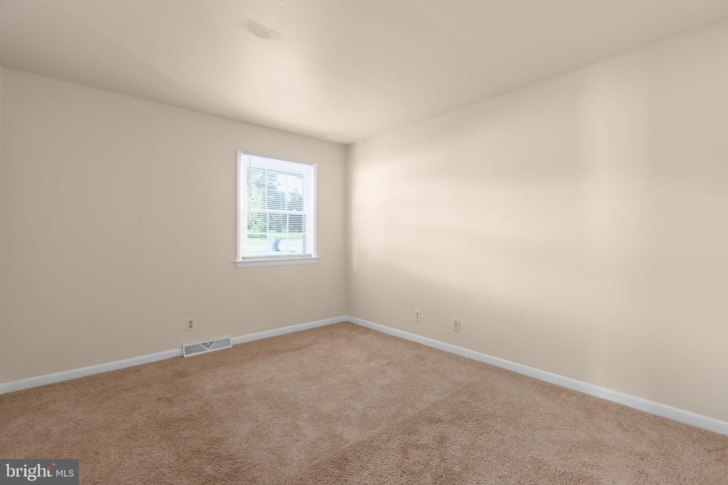 6519 Old Plank Rd Property Photo 15