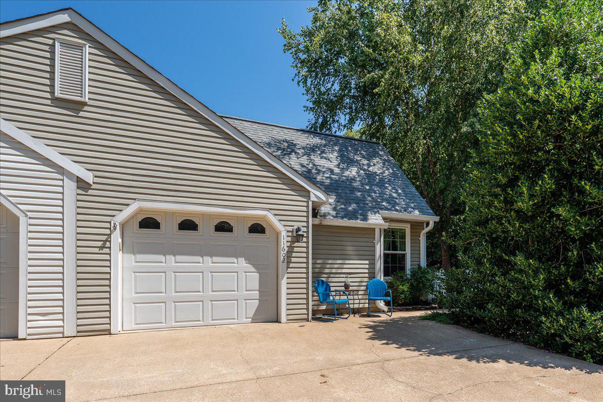 11602 Sarrington Ct Property Photo 4