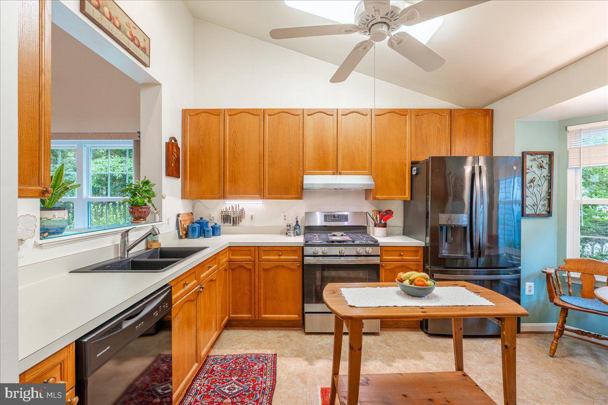 11602 Sarrington Ct Property Photo 7