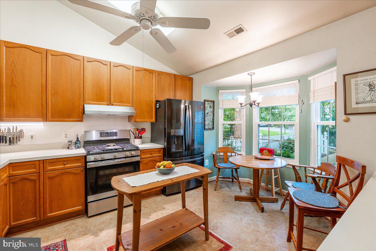 11602 Sarrington Ct Property Photo 8