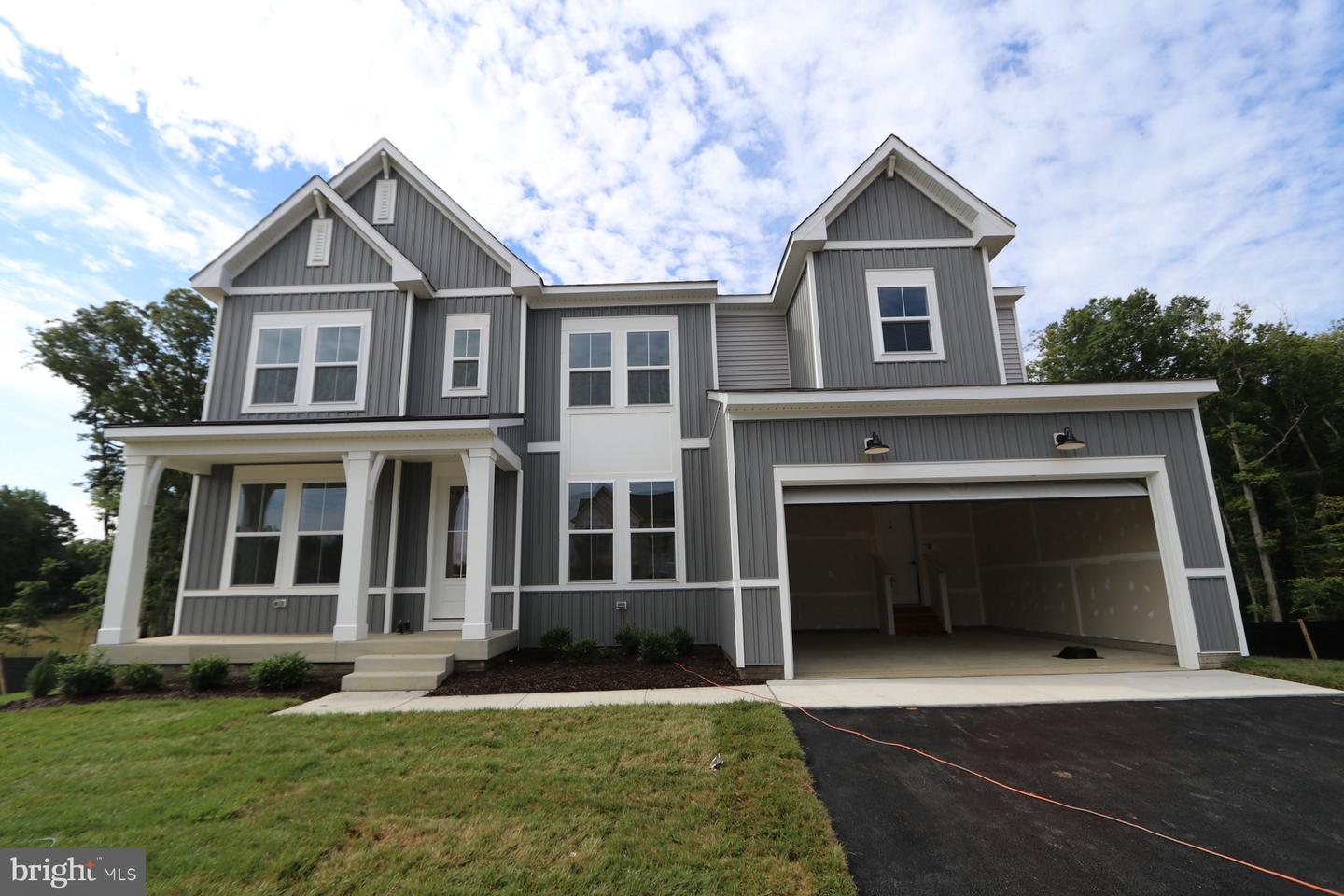 11151 Hazel Run Way Property Photo 1