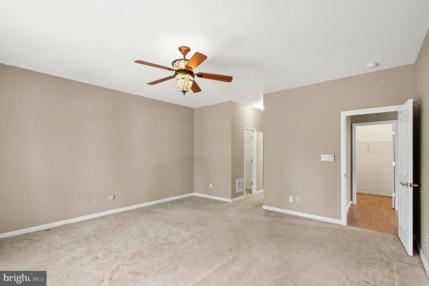 7007 Carmel Ln Property Photo 17