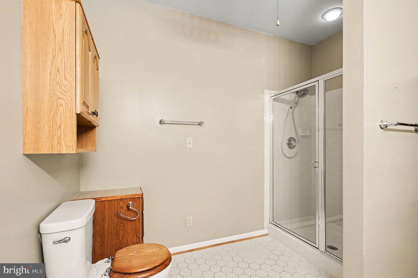 7007 Carmel Ln Property Photo 21