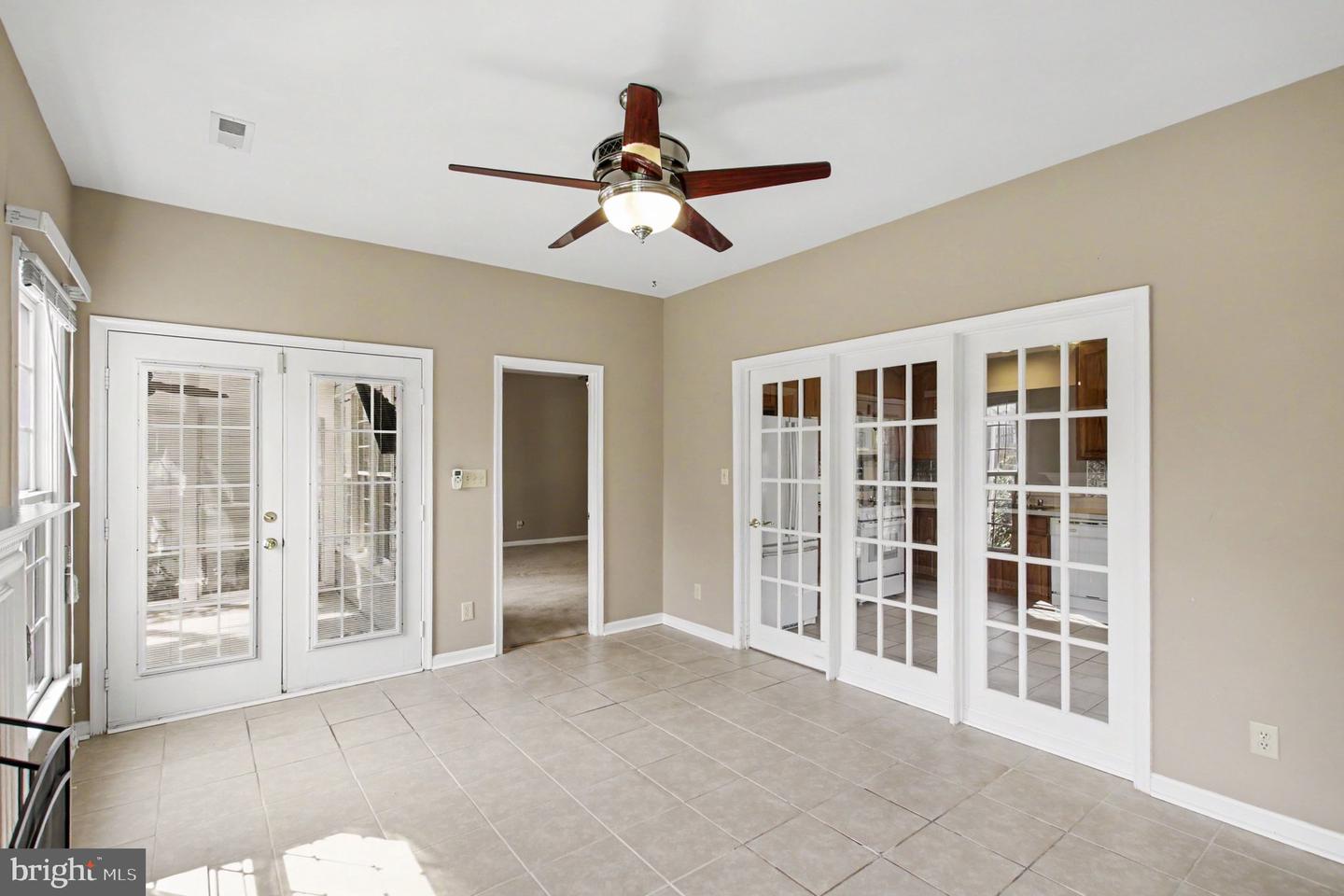 7007 Carmel Ln Property Photo 23