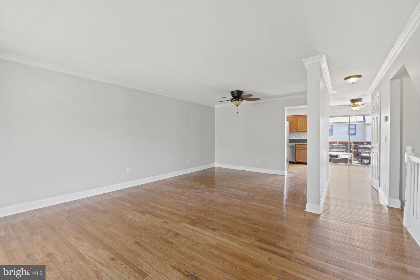10747 Brice Ct Property Photo 2