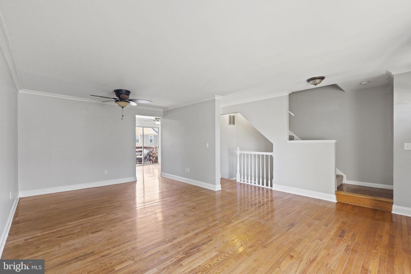 10747 Brice Ct Property Photo 3