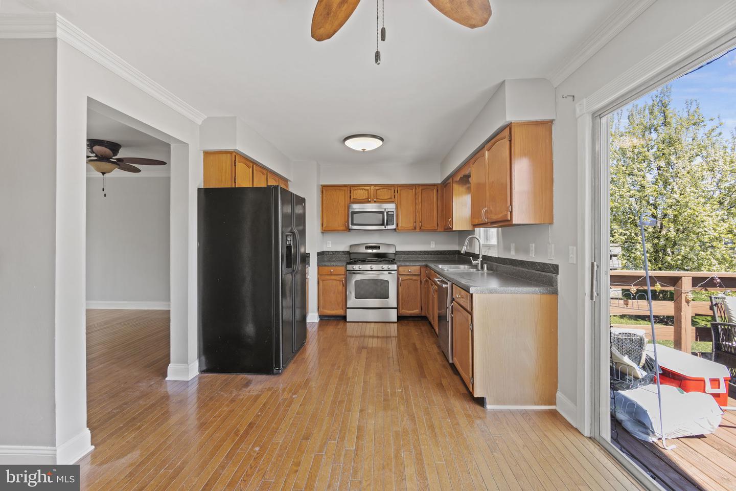 10747 Brice Ct Property Photo 8