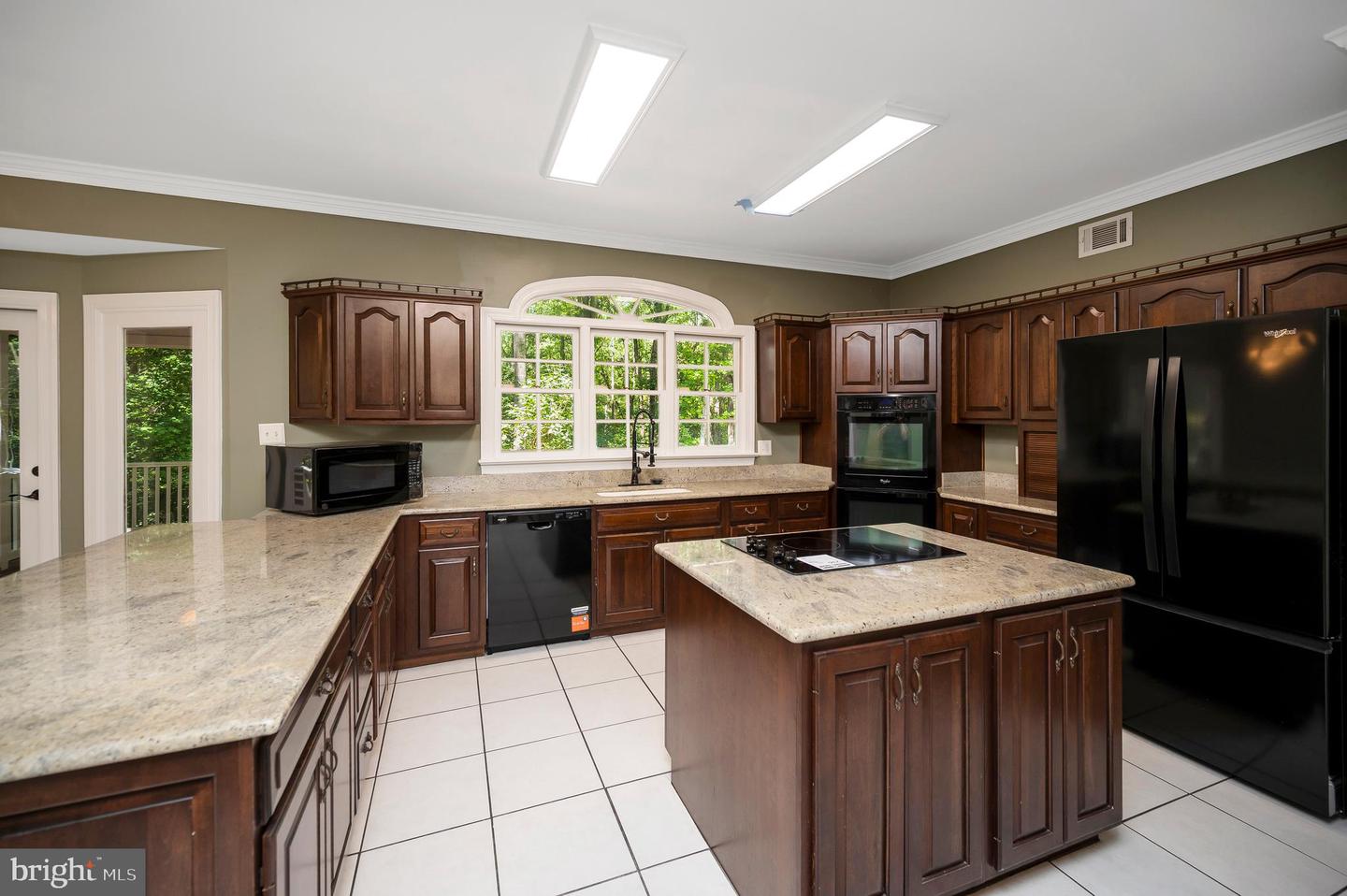 8609 Lee Jackson Property Photo 7