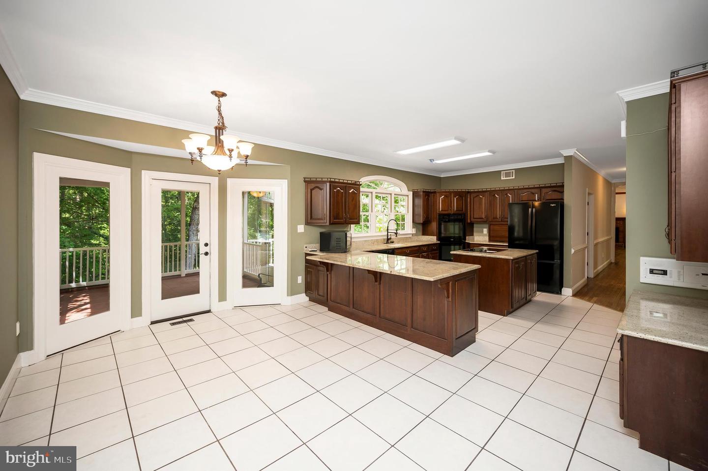 8609 Lee Jackson Property Photo 8