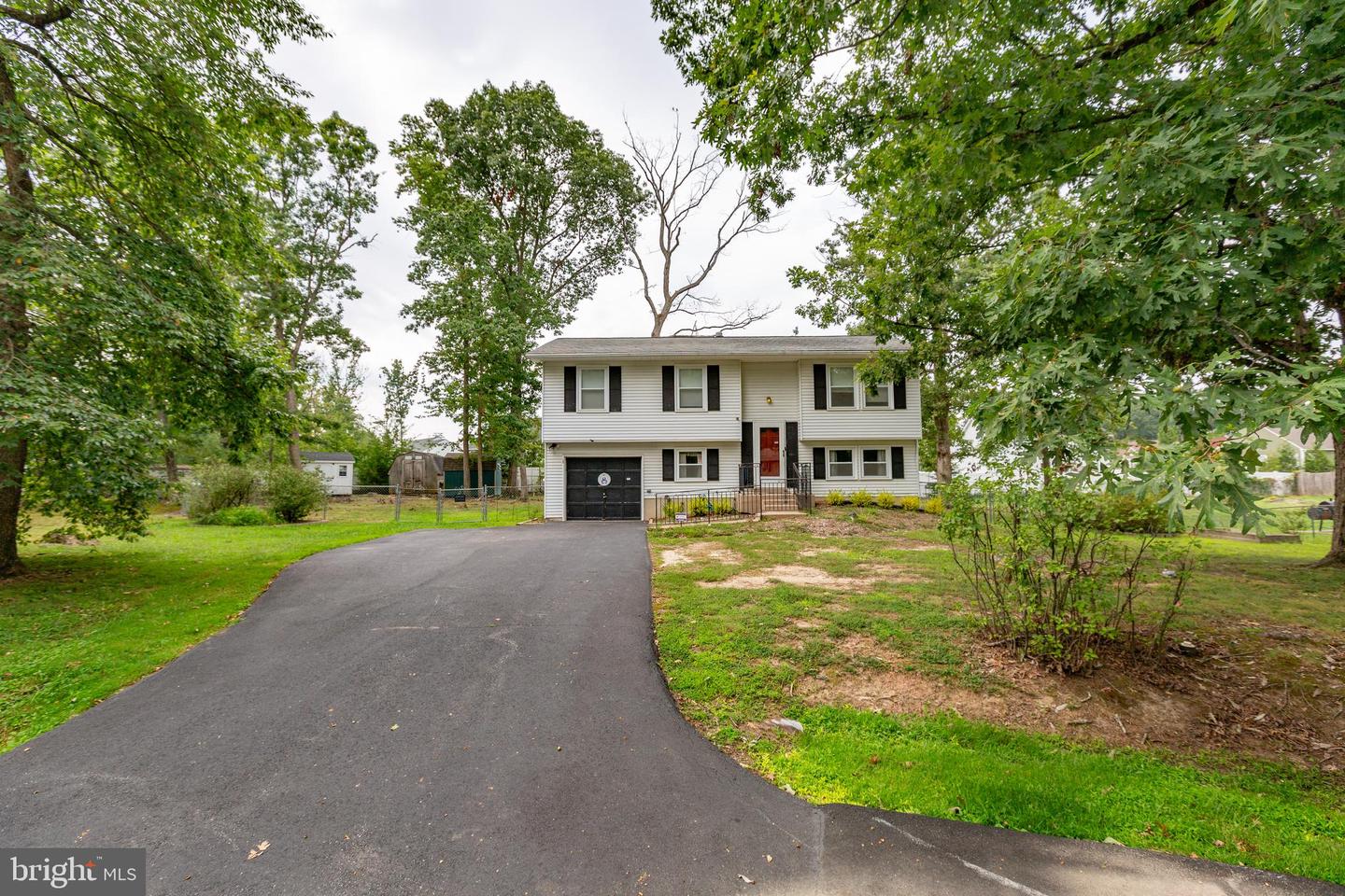 9 EDISON CT Property Photo 1