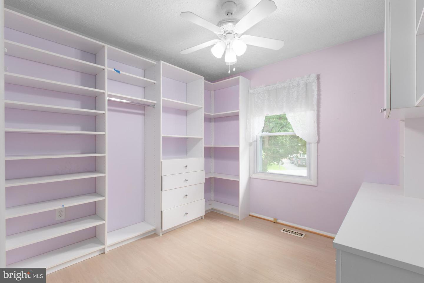 9 Edison Ct Property Photo 20