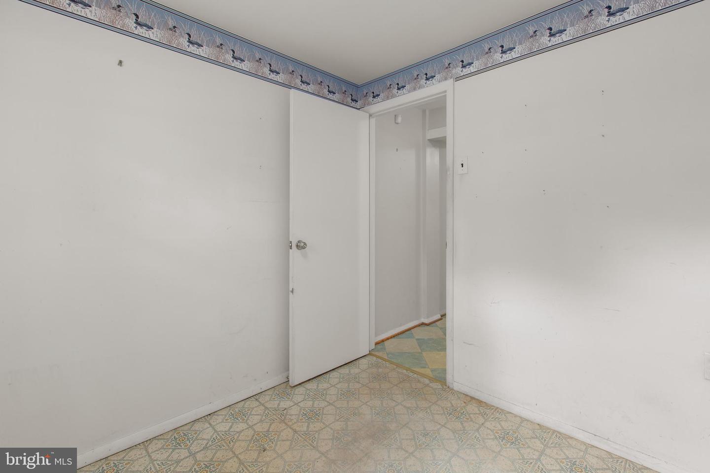 9 Edison Ct Property Photo 25