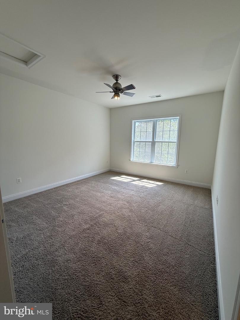 11621 Pine Hollow Ln Property Photo 25