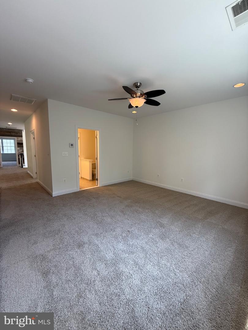11621 Pine Hollow Ln Property Photo 29