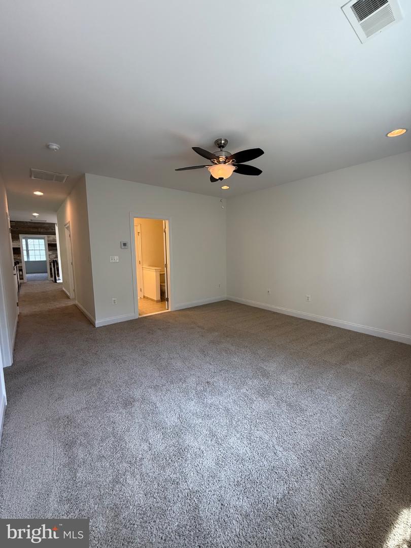 11621 Pine Hollow Ln Property Photo 30