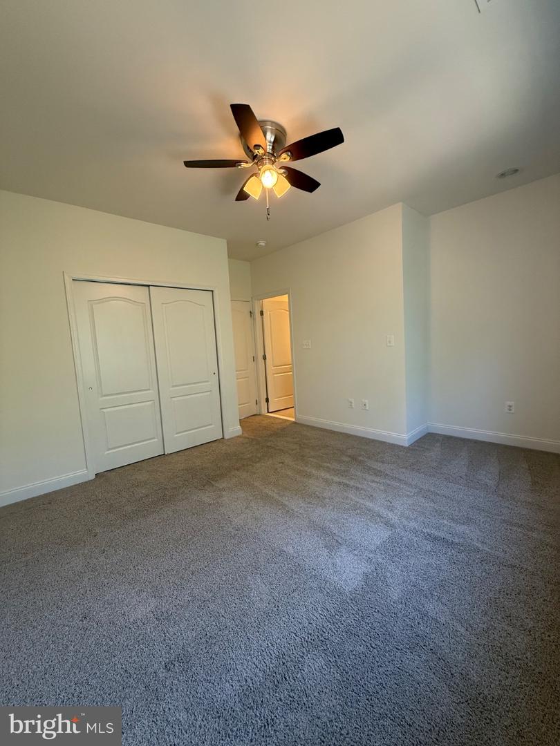 11621 Pine Hollow Ln Property Photo 33