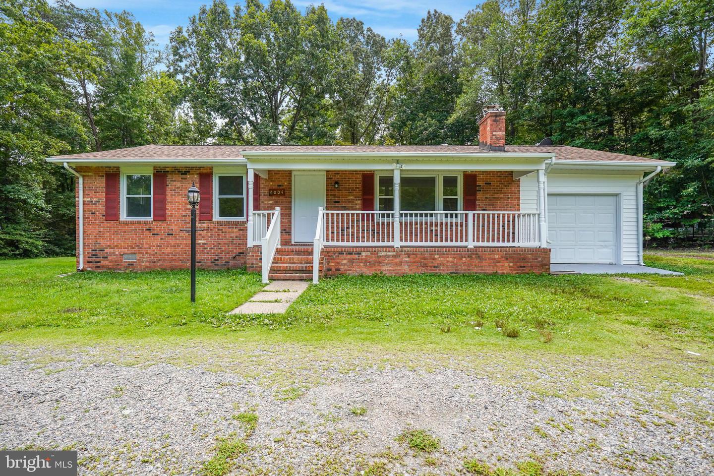 6004 Massaponax Church Rd Property Photo 2