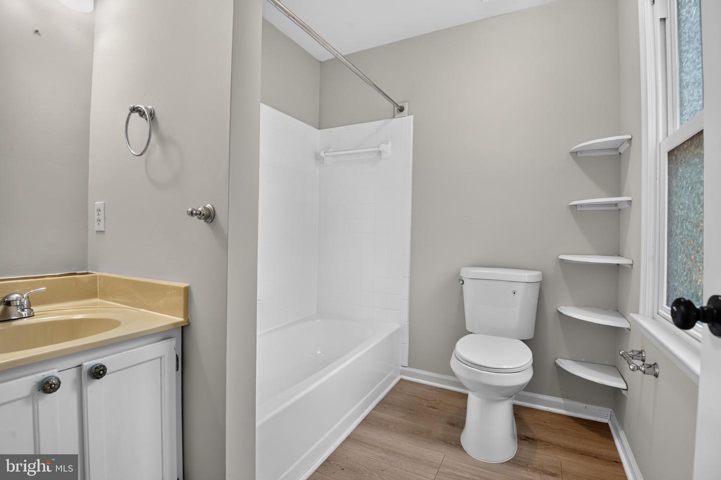 10211 Bayberry Ln Property Photo 17