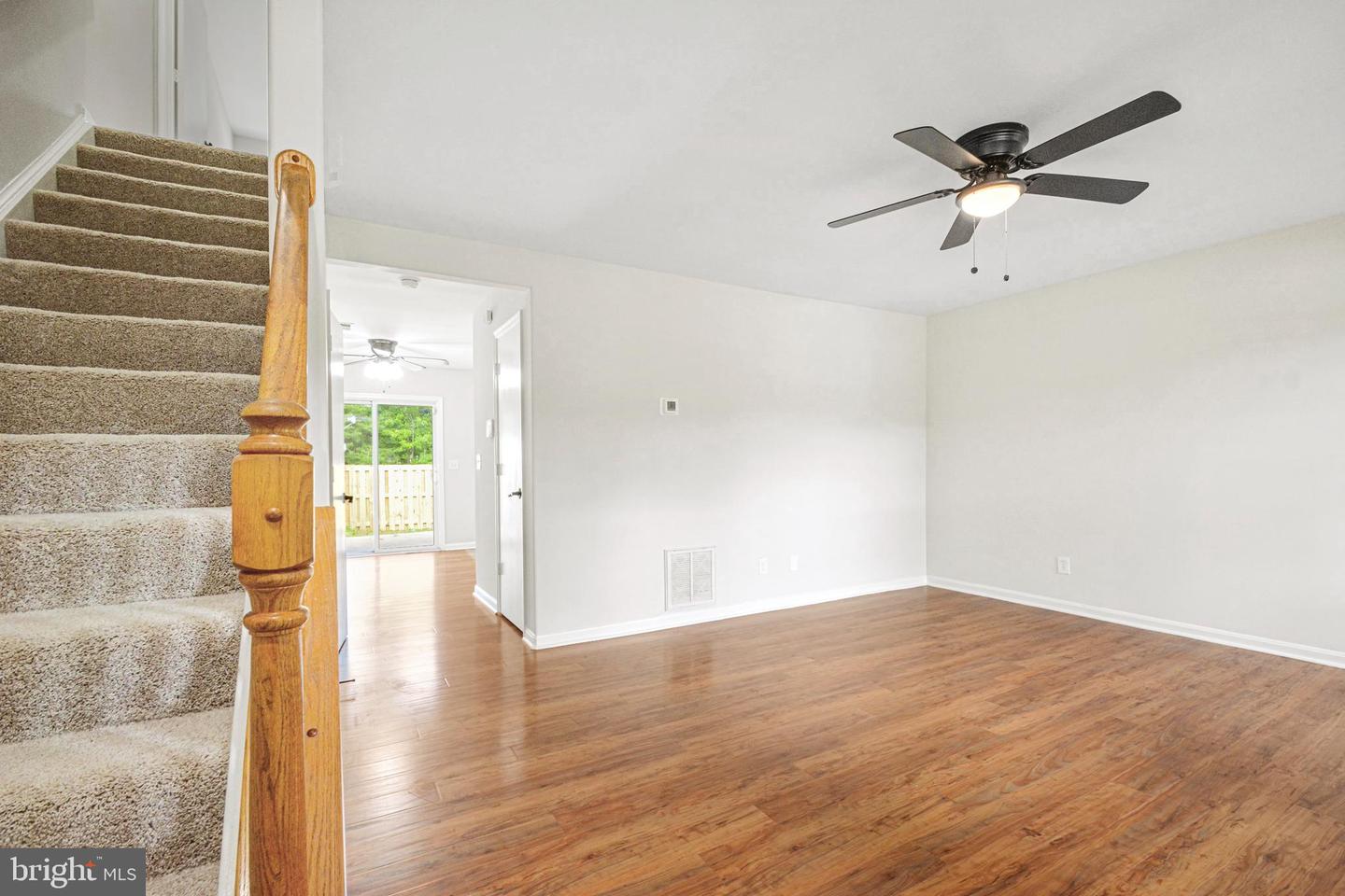 9947 Matti Hill Ct Property Photo 2