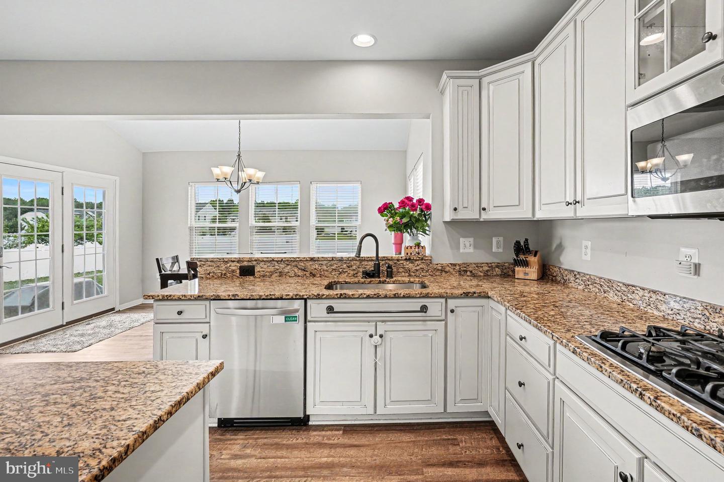 2527 Cornell Dr Property Photo 12