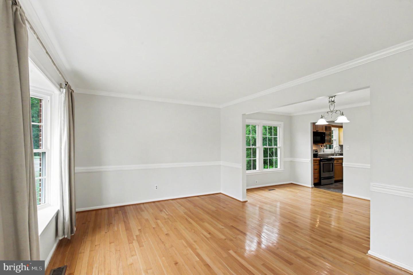 4601 Clay Ct Property Photo 6