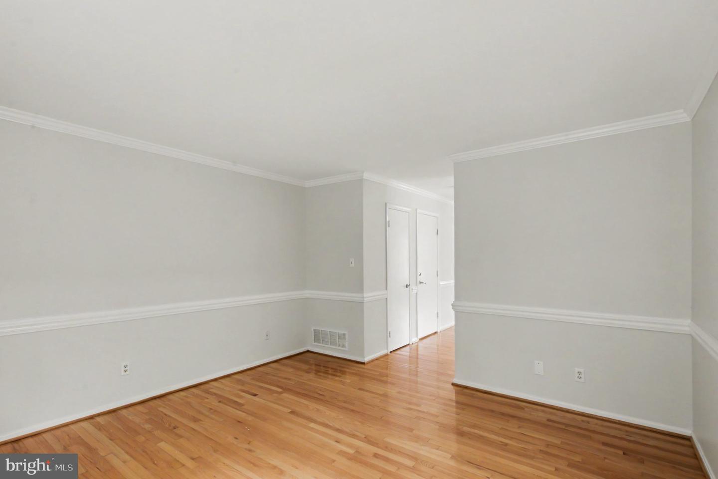 4601 Clay Ct Property Photo 11