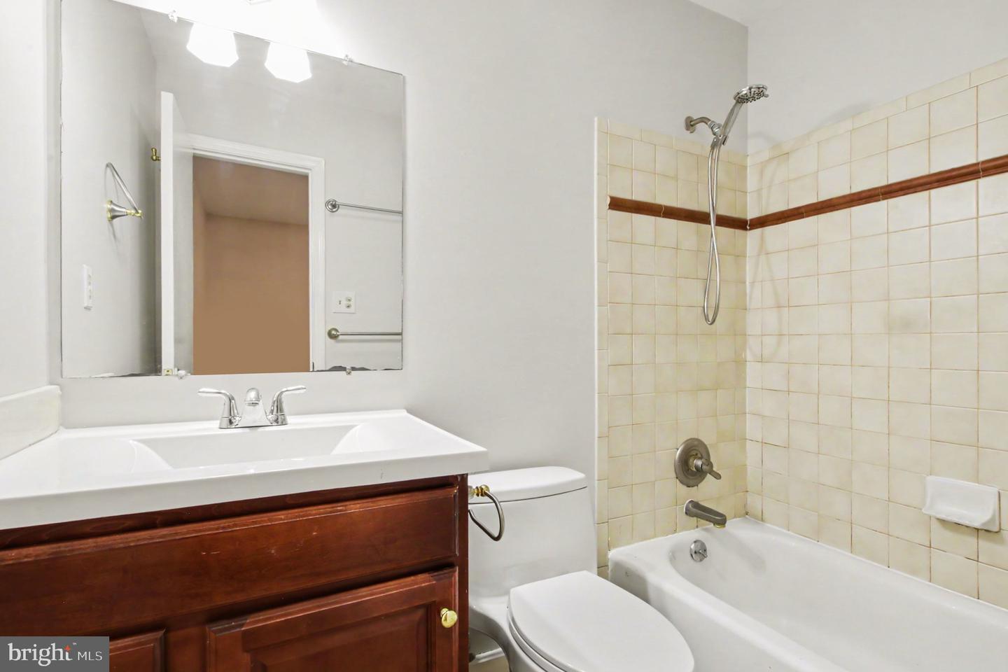 4601 Clay Ct Property Photo 15