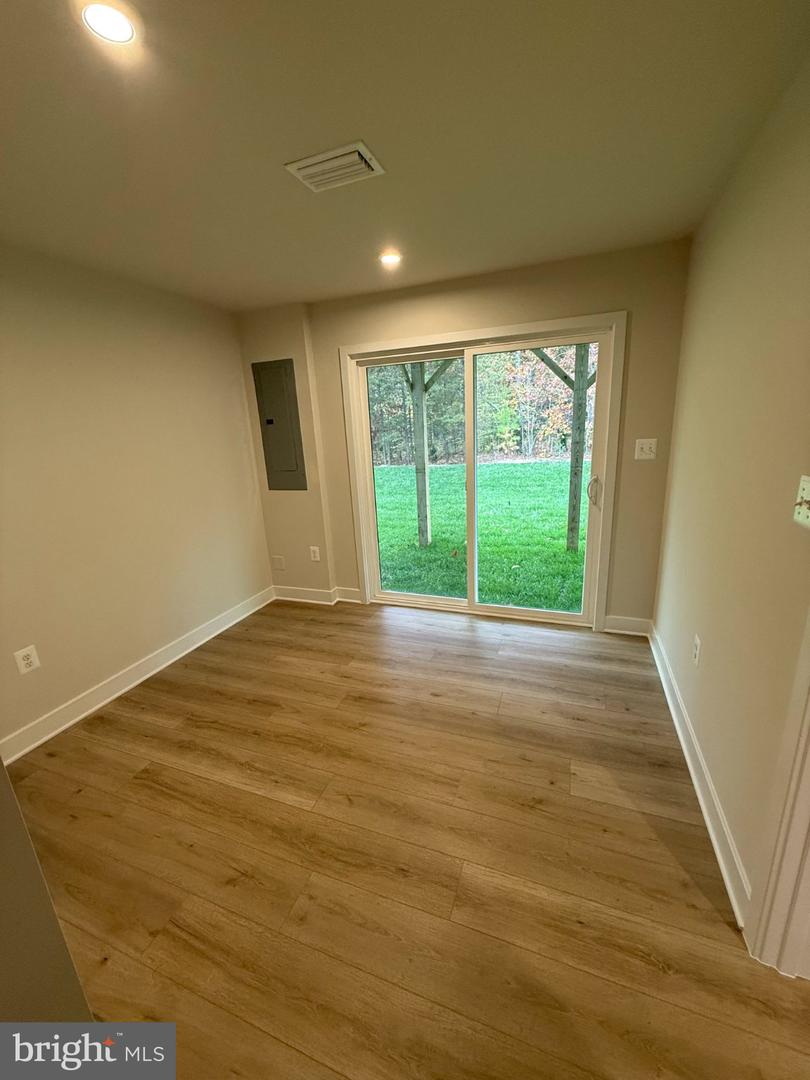 6932 Braxton Springs Way Property Photo 4