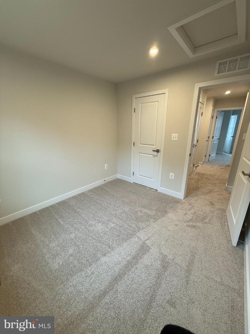 6932 Braxton Springs Way Property Photo 23