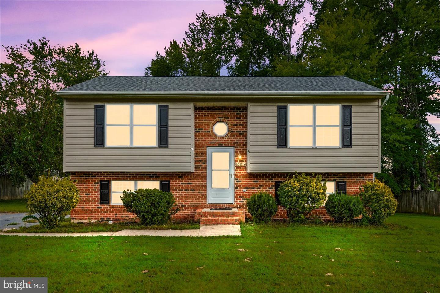 10814 Peach Tree Dr Property Photo 1
